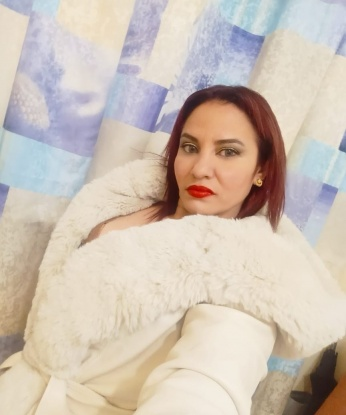 Яна, 28